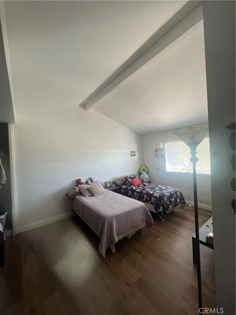292 Parkview Lake Elsinore, CA 92530