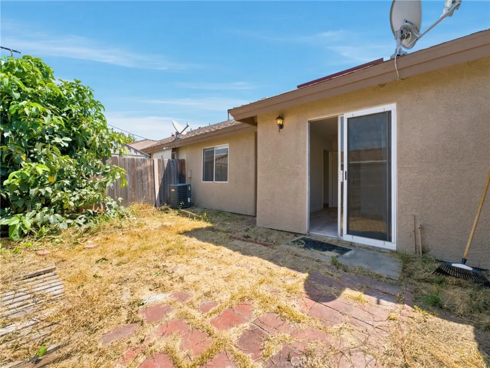 15811 Francisquito #2 La Puente, CA 91744