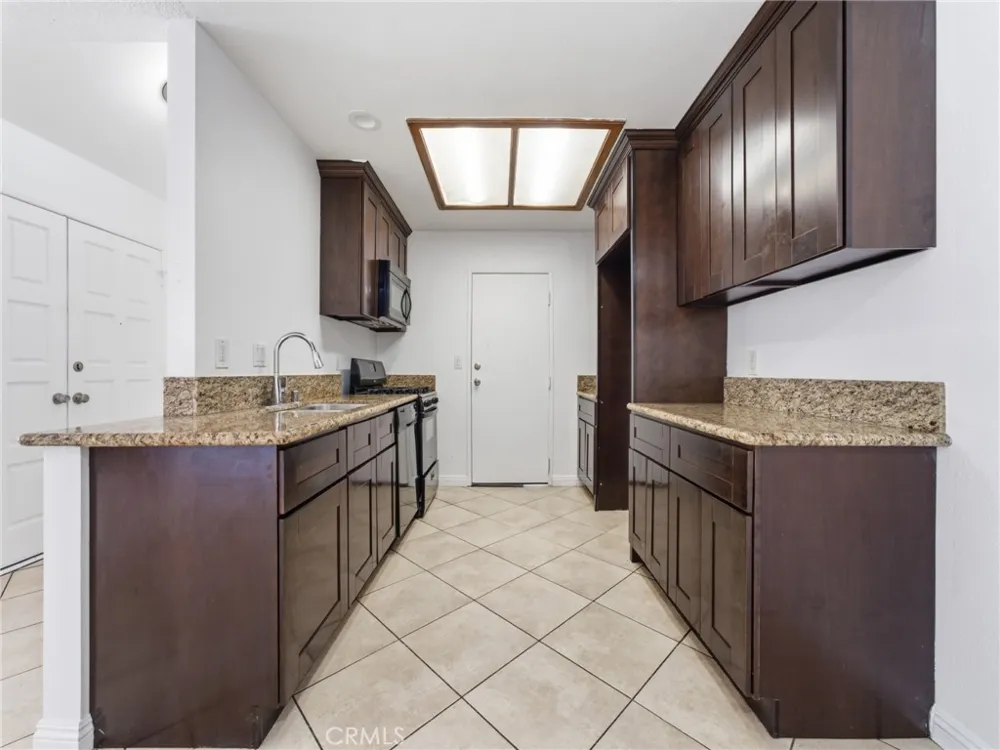 15811 Francisquito #2 La Puente, CA 91744