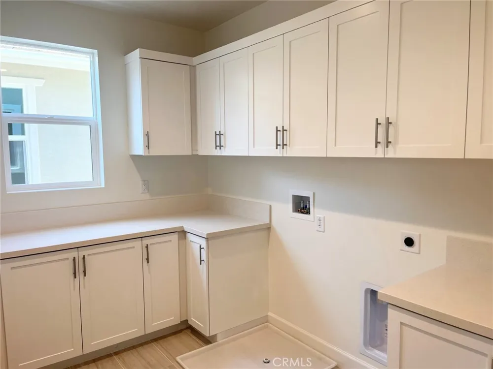 497 Tracy Place Ventura, CA 93004