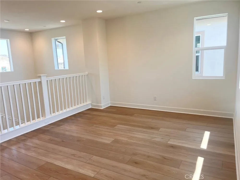 497 Tracy Place Ventura, CA 93004