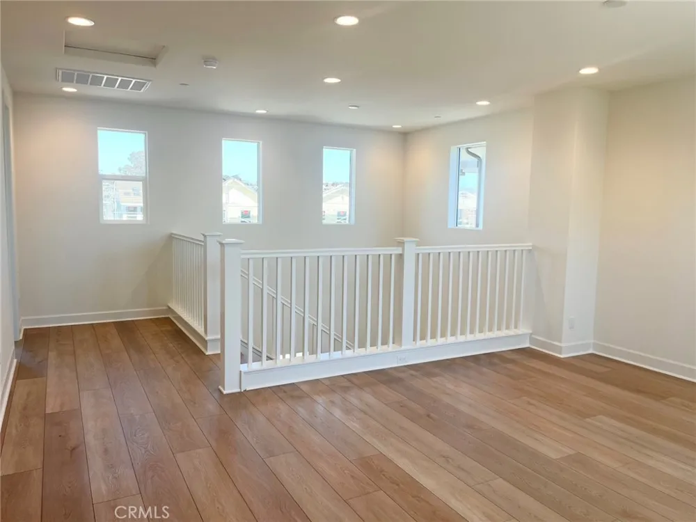 497 Tracy Place Ventura, CA 93004