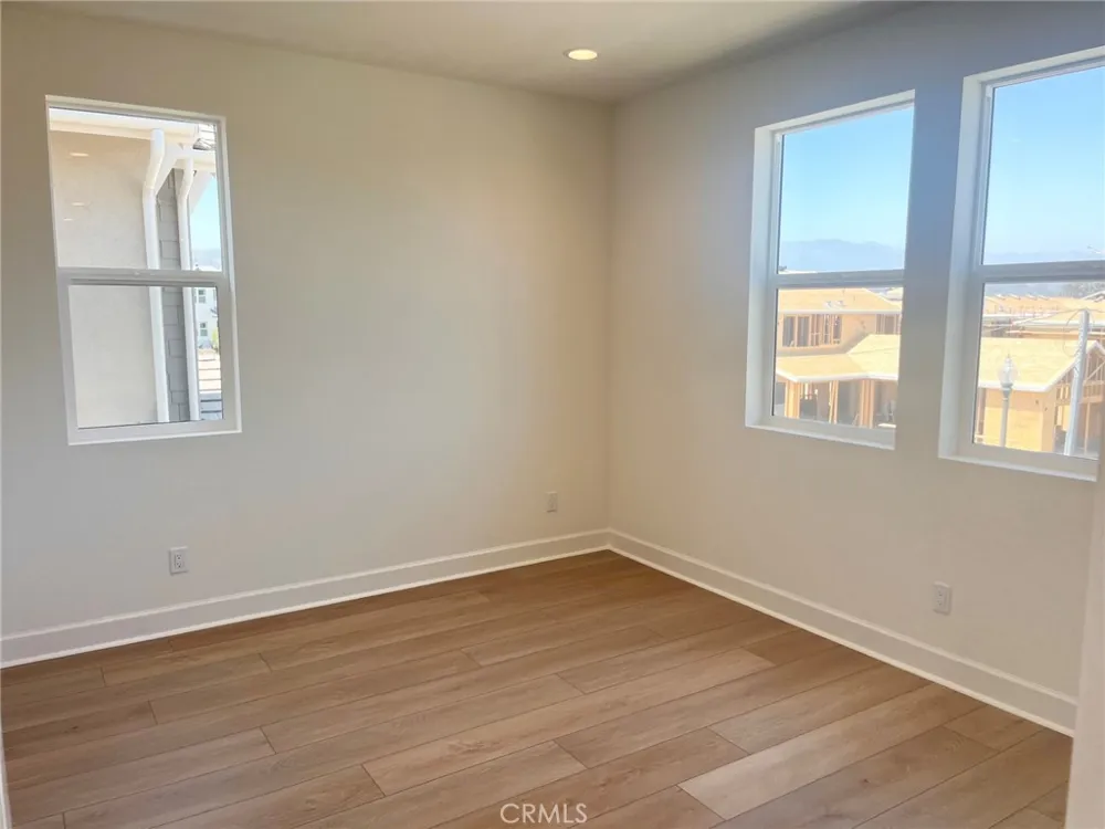 497 Tracy Place Ventura, CA 93004
