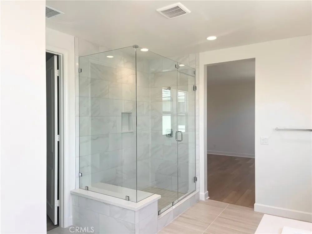 497 Tracy Place Ventura, CA 93004