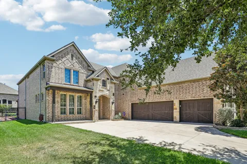 1123 Blue Lake Boulevard