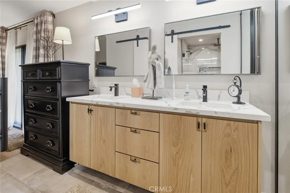 26746 Dulcinea Mission Viejo, CA 92691