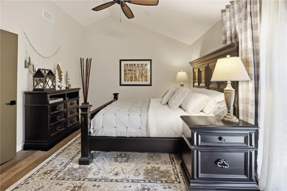 26746 Dulcinea Mission Viejo, CA 92691