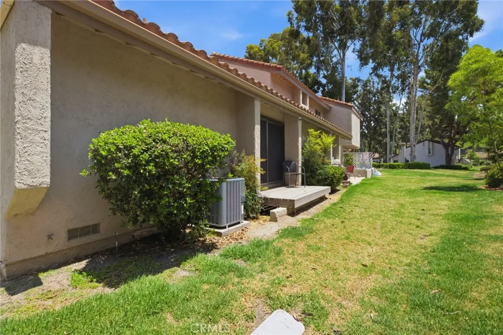 26746 Dulcinea Mission Viejo, CA 92691
