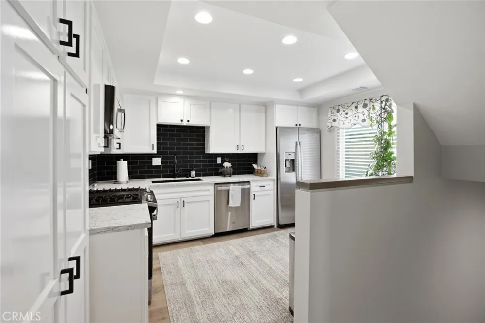 26746 Dulcinea Mission Viejo, CA 92691