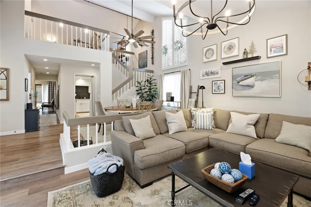 26746 Dulcinea Mission Viejo, CA 92691