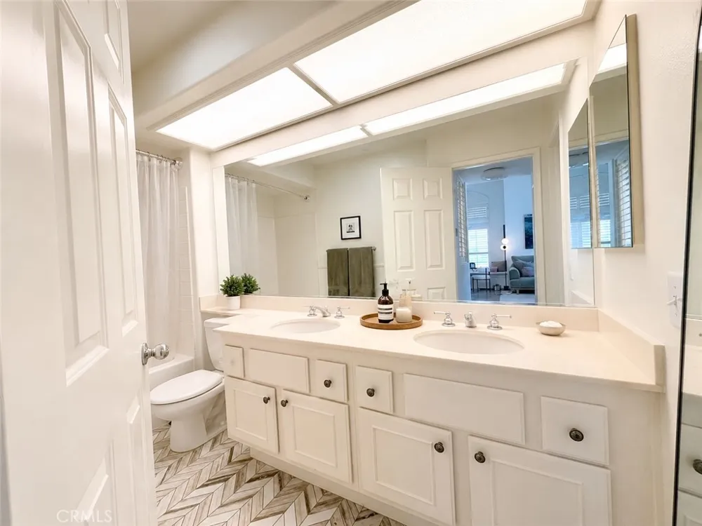 25145 Via Azul Laguna Niguel, CA 92677