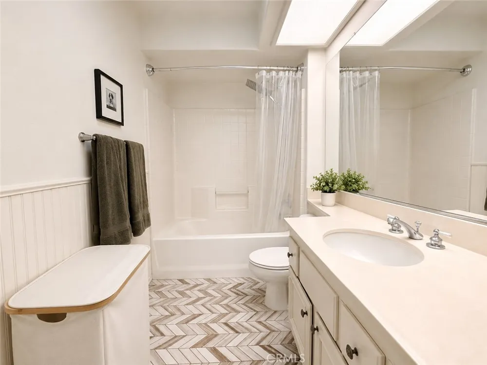 25145 Via Azul Laguna Niguel, CA 92677