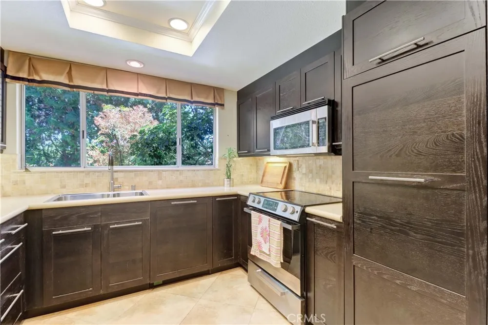 2359 Via Mariposa E #C Laguna Woods, CA 92637