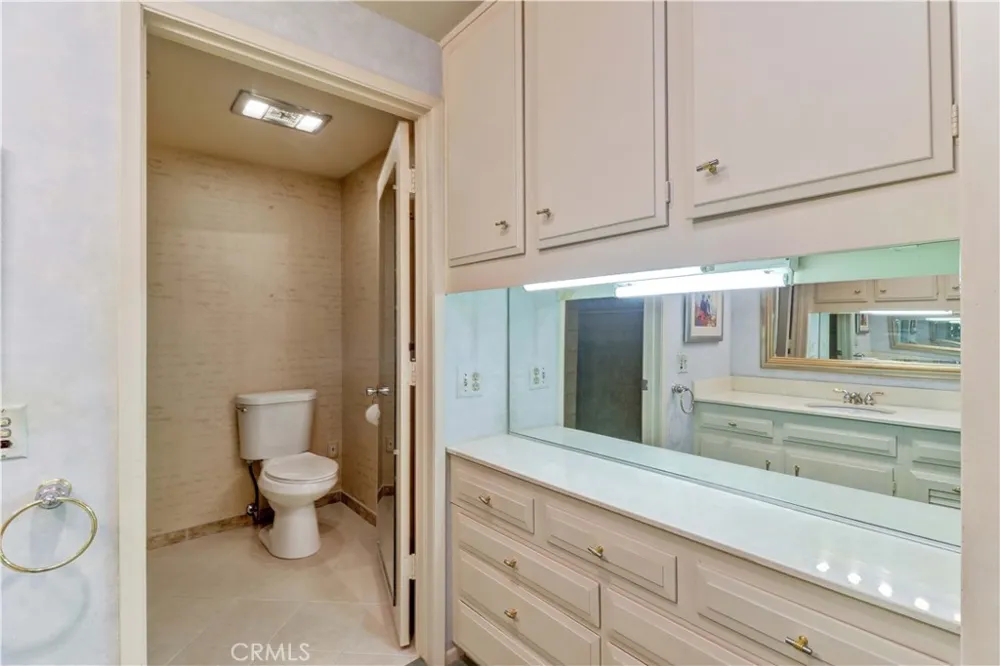 2359 Via Mariposa E #C Laguna Woods, CA 92637