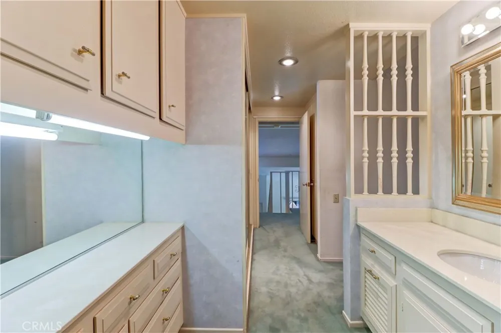 2359 Via Mariposa E #C Laguna Woods, CA 92637