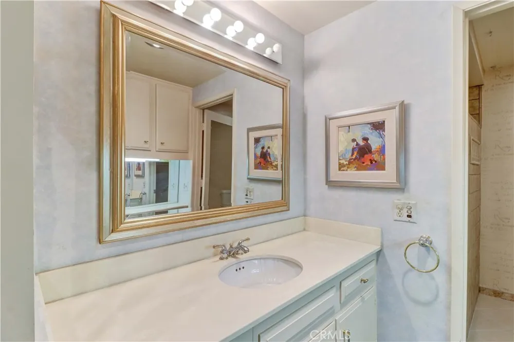 2359 Via Mariposa E #C Laguna Woods, CA 92637