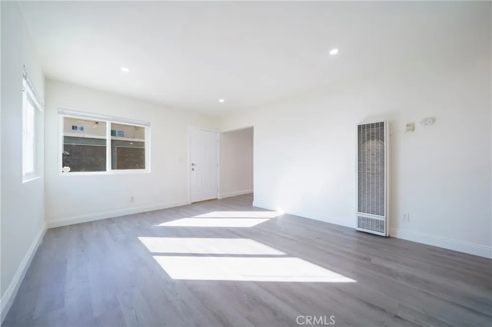 1612 W 226th #B Torrance, CA 90501