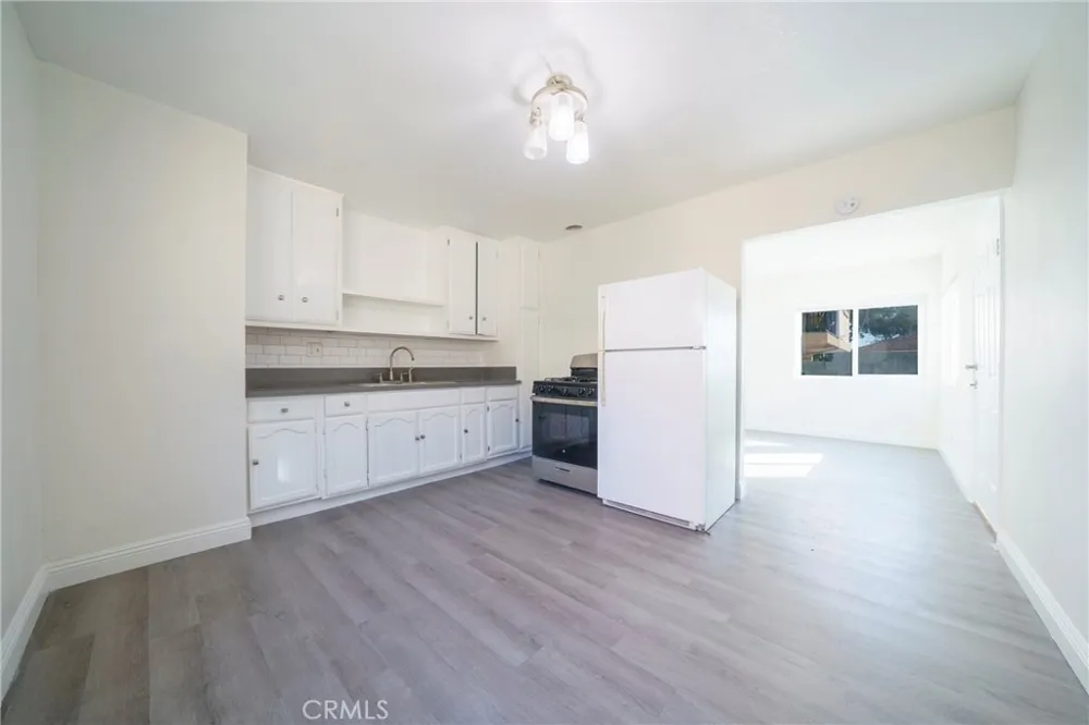 1612 W 226th #B Torrance, CA 90501