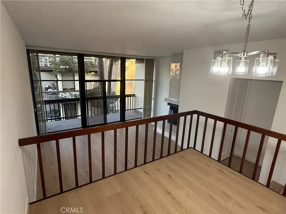 7212 Marina Pacifica Long Beach, CA 90803