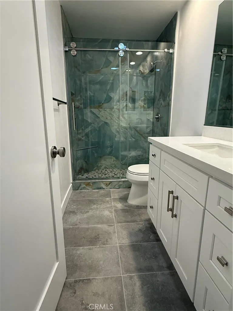 7212 Marina Pacifica Long Beach, CA 90803