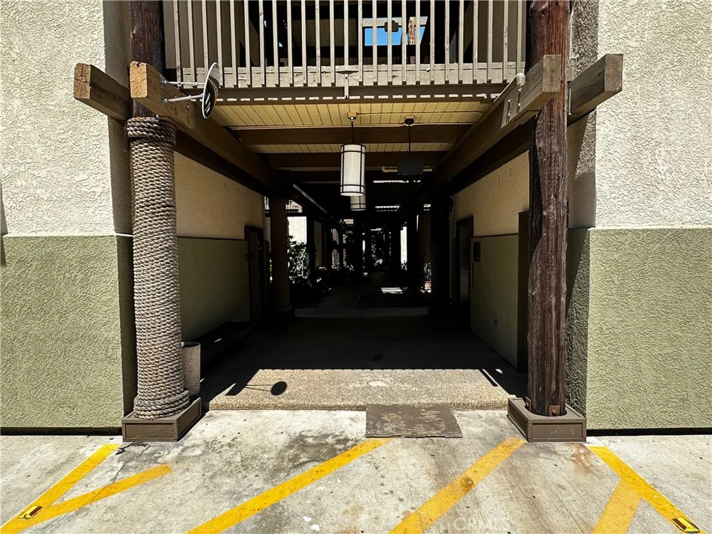 7212 Marina Pacifica Long Beach, CA 90803