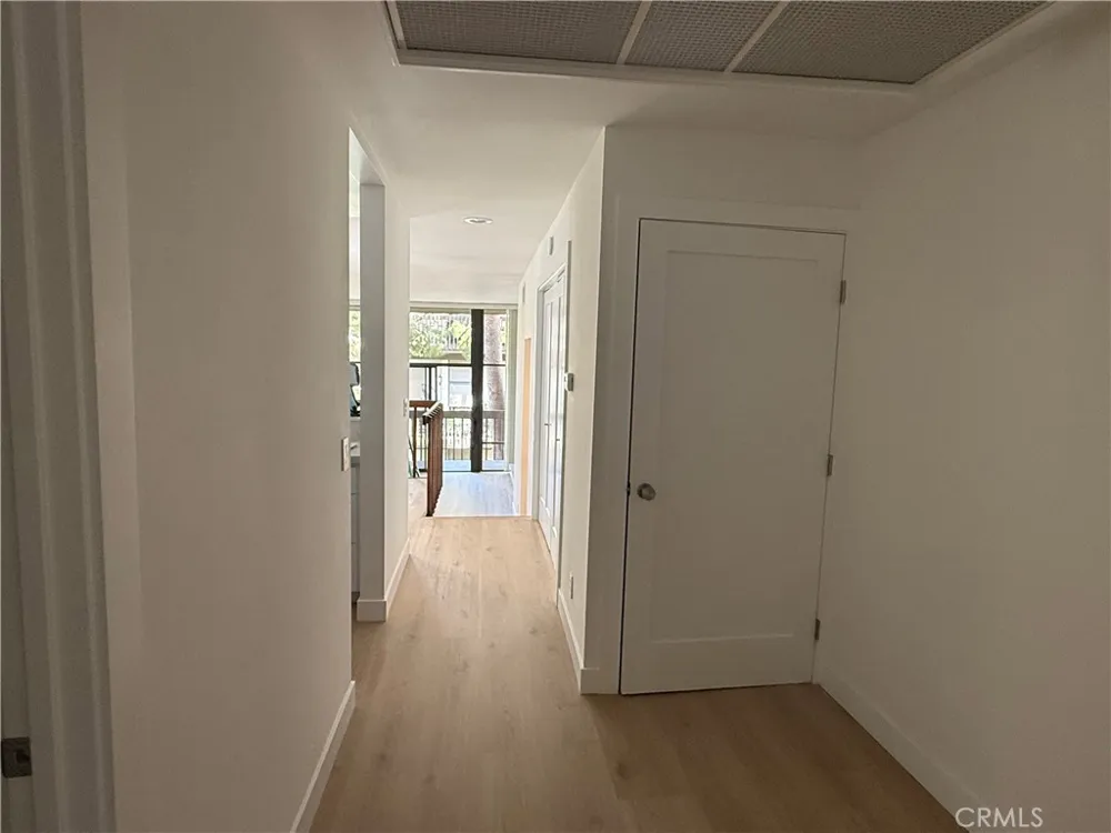7212 Marina Pacifica Long Beach, CA 90803