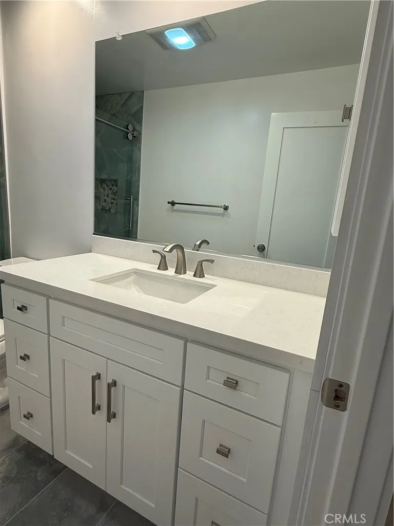 7212 Marina Pacifica Long Beach, CA 90803