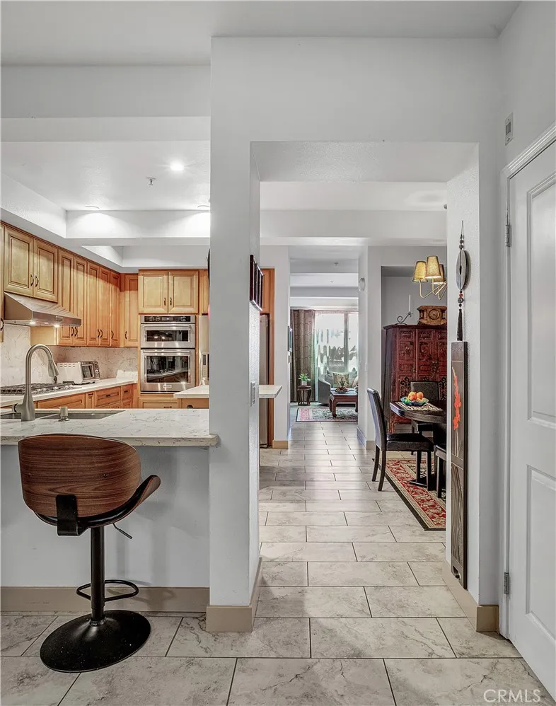 201 E Angeleno #105 Burbank, CA 91502