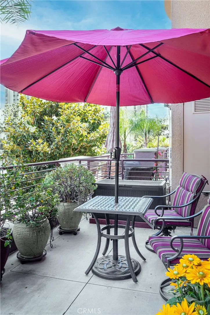 201 E Angeleno #105 Burbank, CA 91502