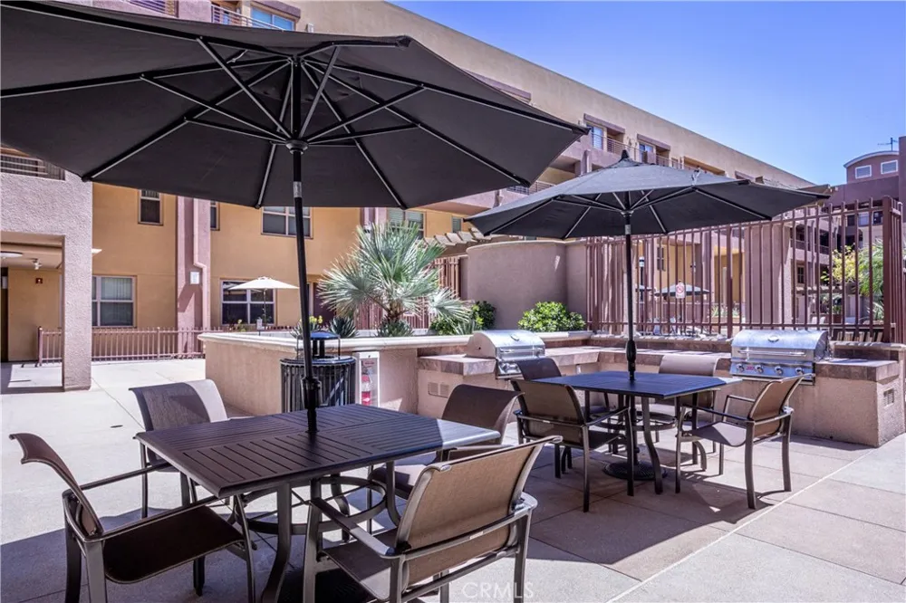 201 E Angeleno #105 Burbank, CA 91502