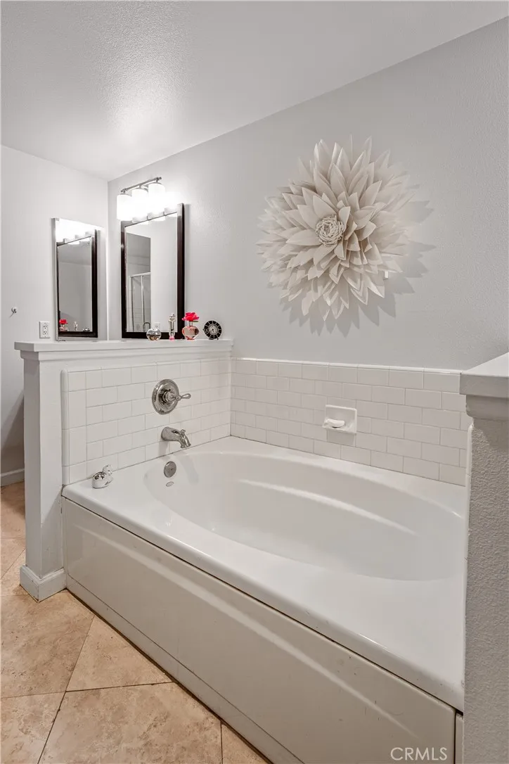 201 E Angeleno #105 Burbank, CA 91502
