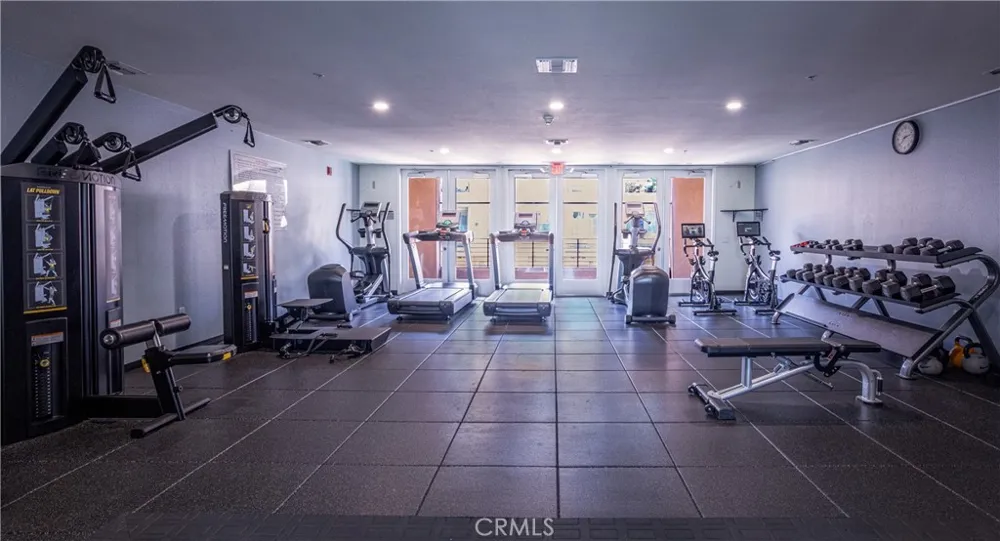201 E Angeleno #105 Burbank, CA 91502