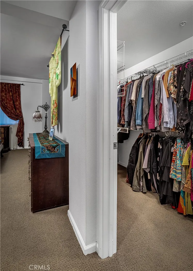201 E Angeleno #105 Burbank, CA 91502
