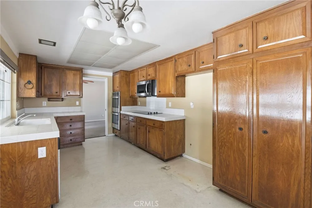 1541 Pinewood Place La Habra, CA 90631