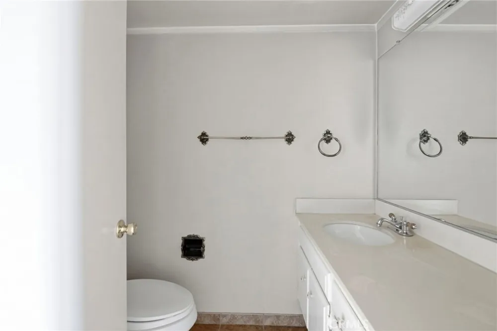 1541 Pinewood Place La Habra, CA 90631