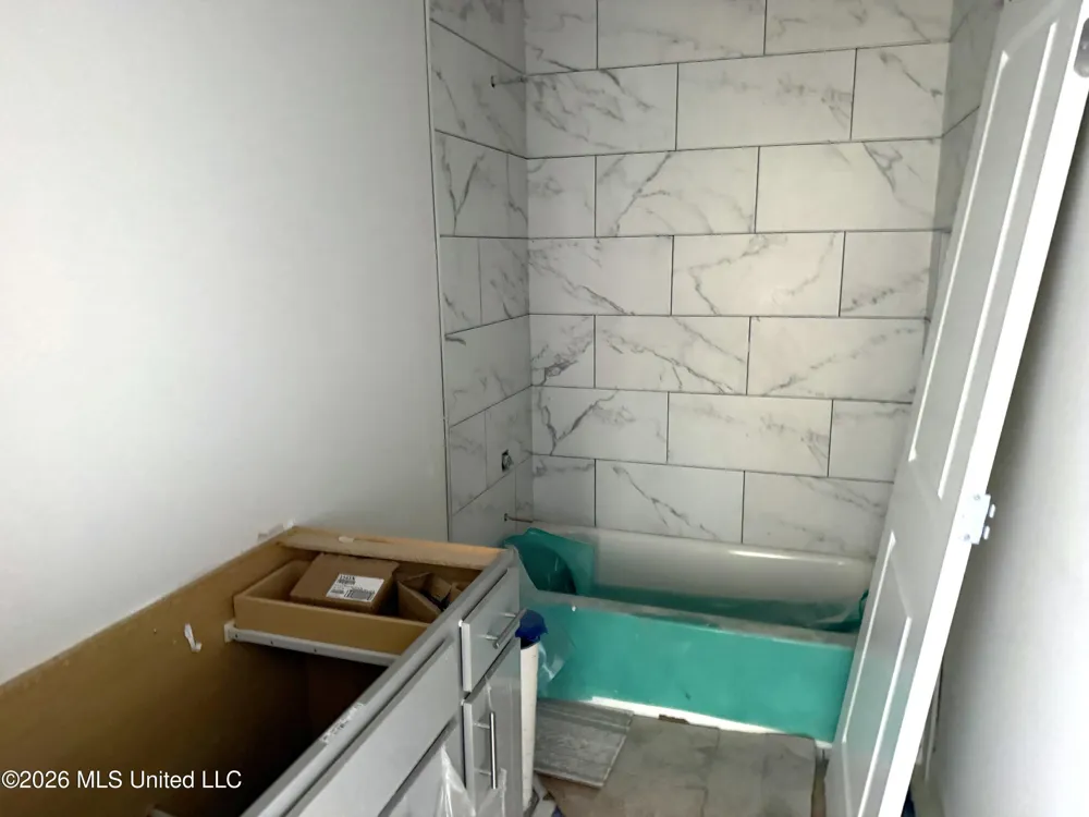 6597 Boxley Pointe Walls, MS 38680
