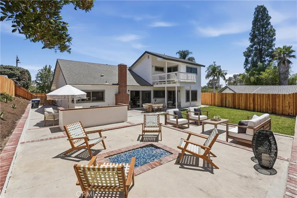26101 Cordillera Mission Viejo, CA 92691
