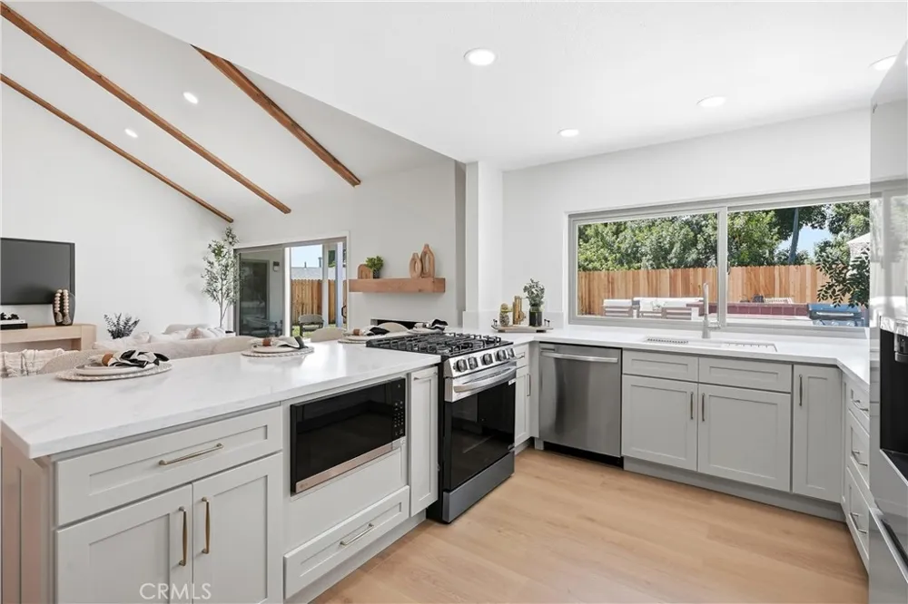 26101 Cordillera Mission Viejo, CA 92691