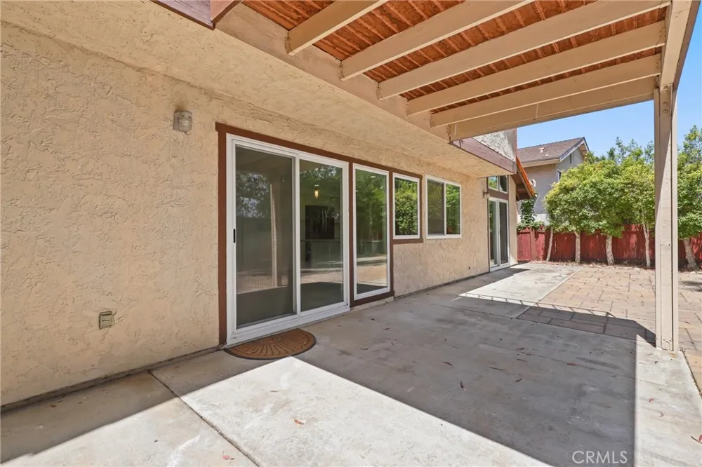 4955 Via Papel San Diego, CA 92122