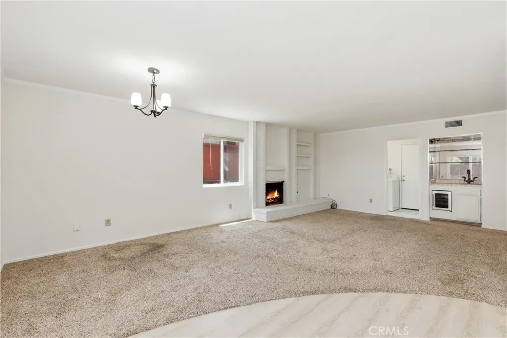 4955 Via Papel San Diego, CA 92122
