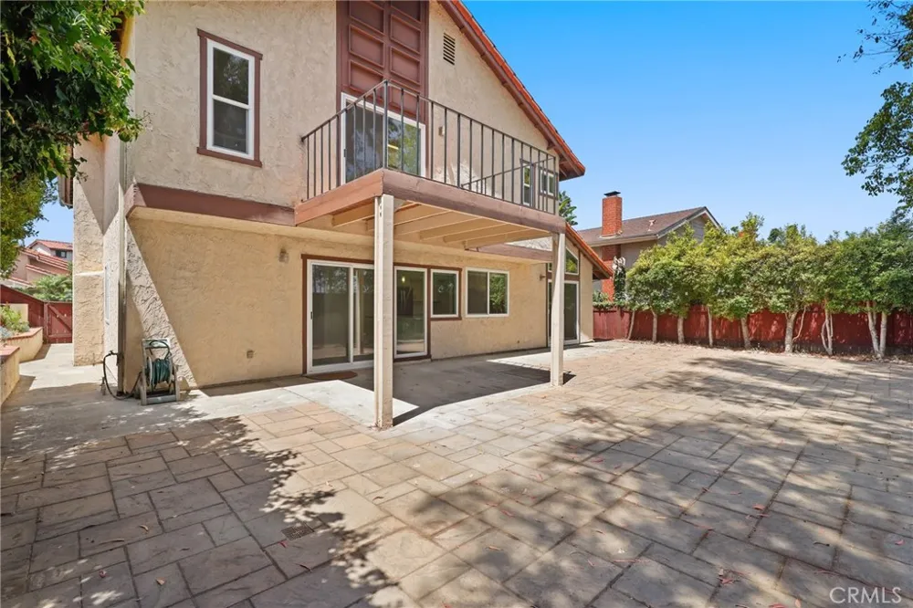 4955 Via Papel San Diego, CA 92122