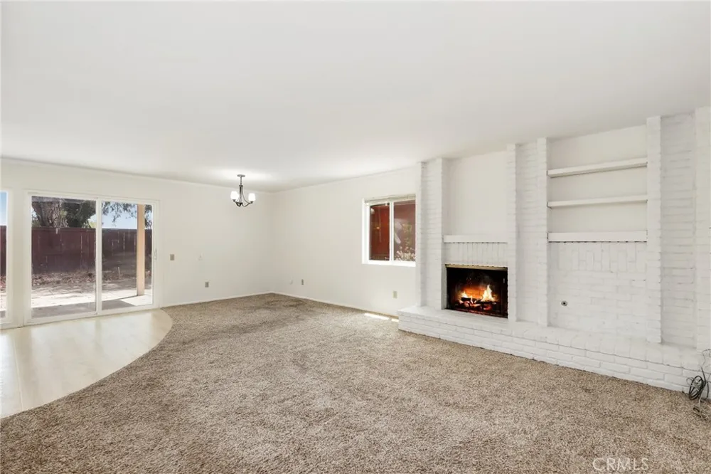 4955 Via Papel San Diego, CA 92122