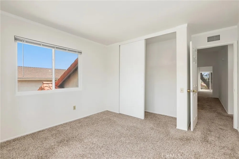 4955 Via Papel San Diego, CA 92122