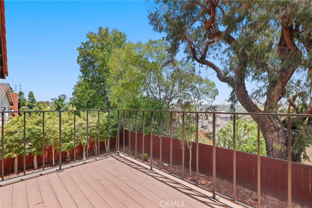 4955 Via Papel San Diego, CA 92122