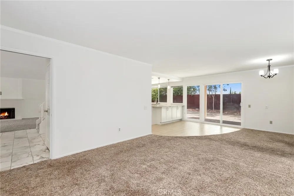4955 Via Papel San Diego, CA 92122
