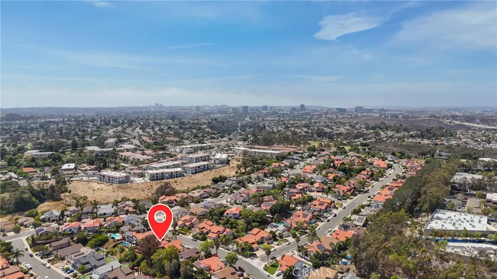 4955 Via Papel San Diego, CA 92122