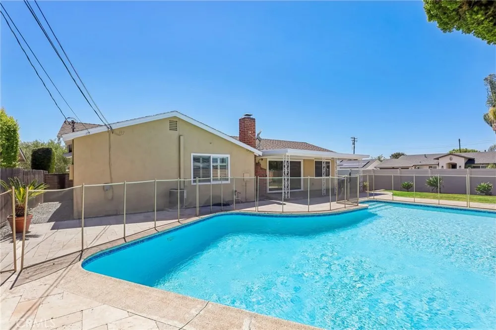 1891 Running Branch Way Tustin, CA 92780