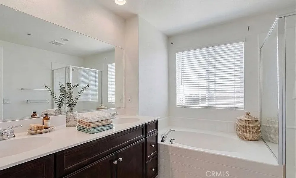 2745 Goldenrain Street Palmdale, CA 93551