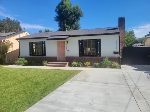 14138 Archwood