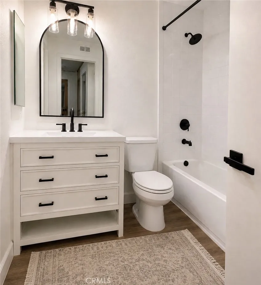 2604 Avenida Del Vista #102 Corona, CA 92882